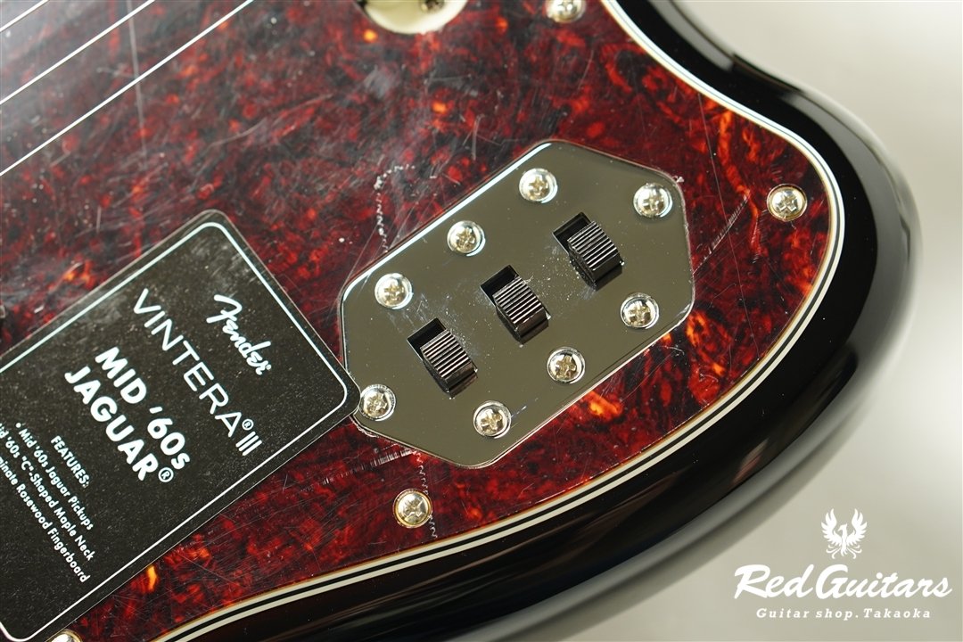  Vintera III Mid 60s Jaguar - 3-Color Sunburst